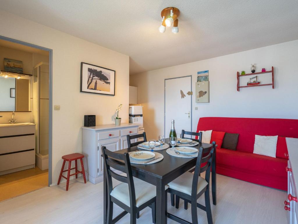 Apartment Les Balcons de l'Atlantique-11 by Interhome photo 3