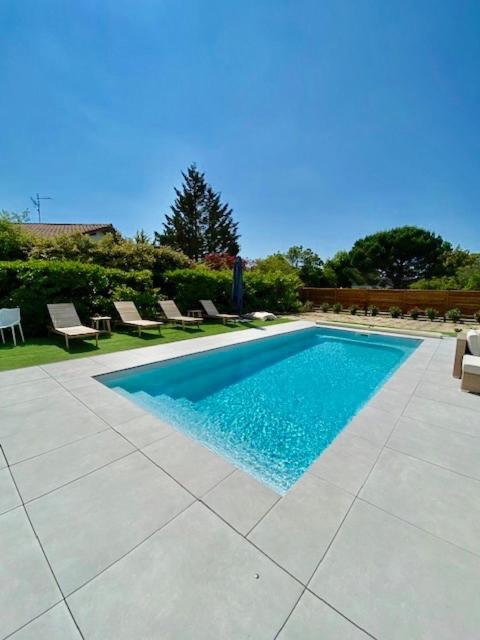 Villa familiale proche des plages avec piscine chauffée photo 1