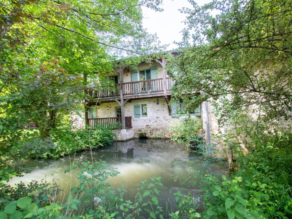 Gîte Conne-de-Labarde, 4 pièces, 6 personnes - FR-1-616-324 photo 1