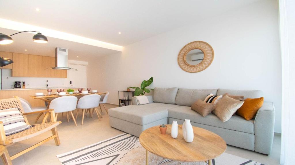 Brand New Condo Aria Ocean 614 by Kivoya photo 4
