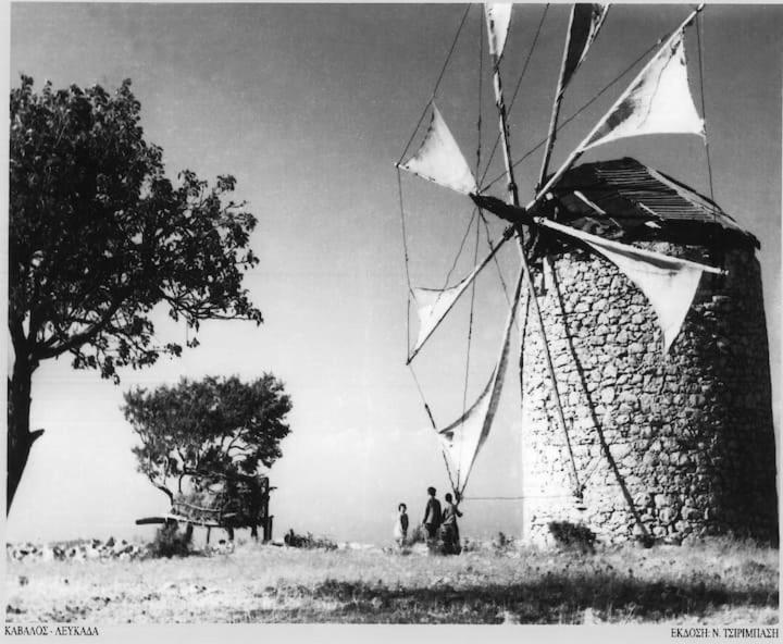 Anemomilos Villa photo 1