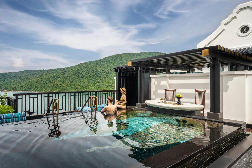 InterContinental Da Nang Sun Peninsula Resort 