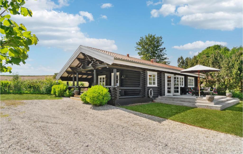 Amazing Home In Dronningmlle With Wifi And 3 Bedrooms