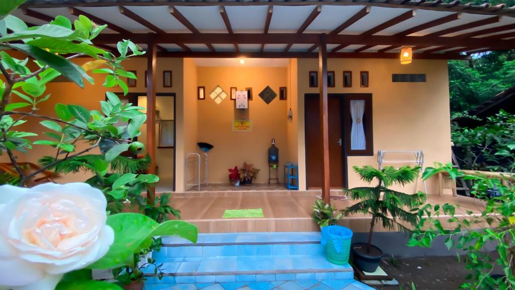 Nitha Homestay photo 1