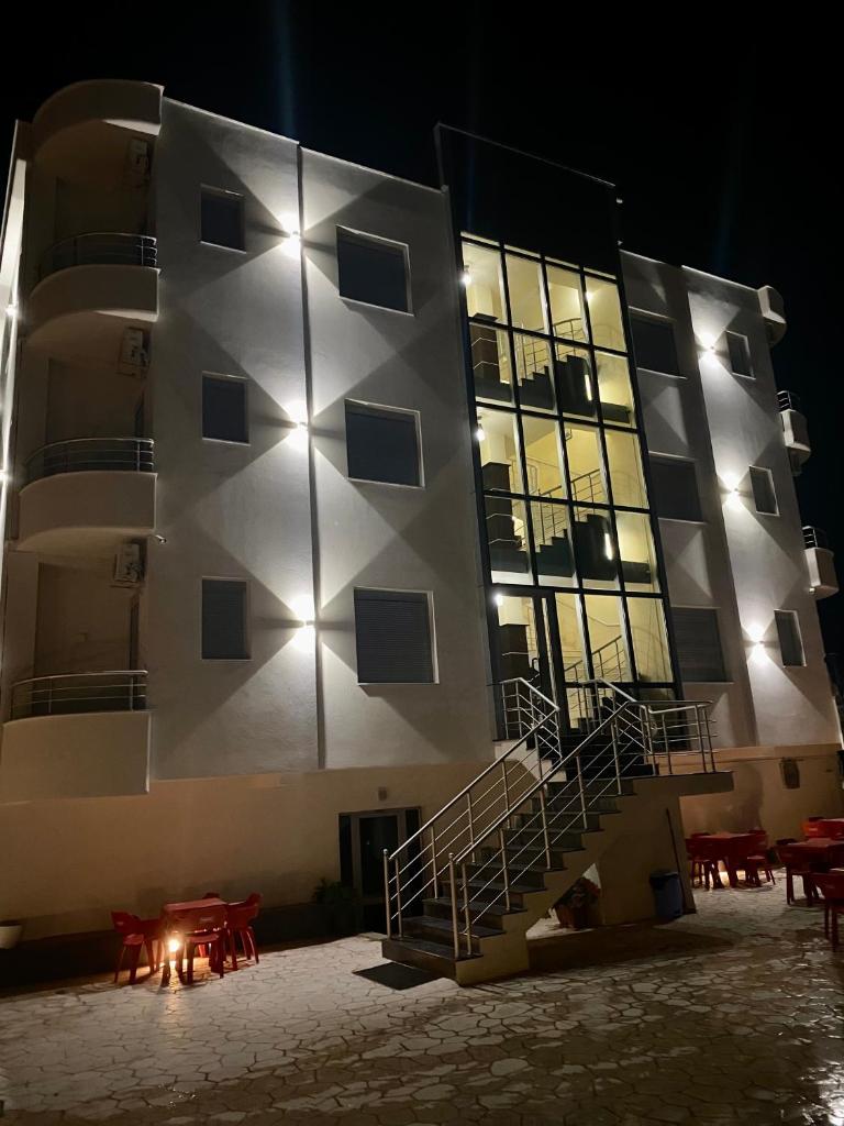 AL Hotel photo 2