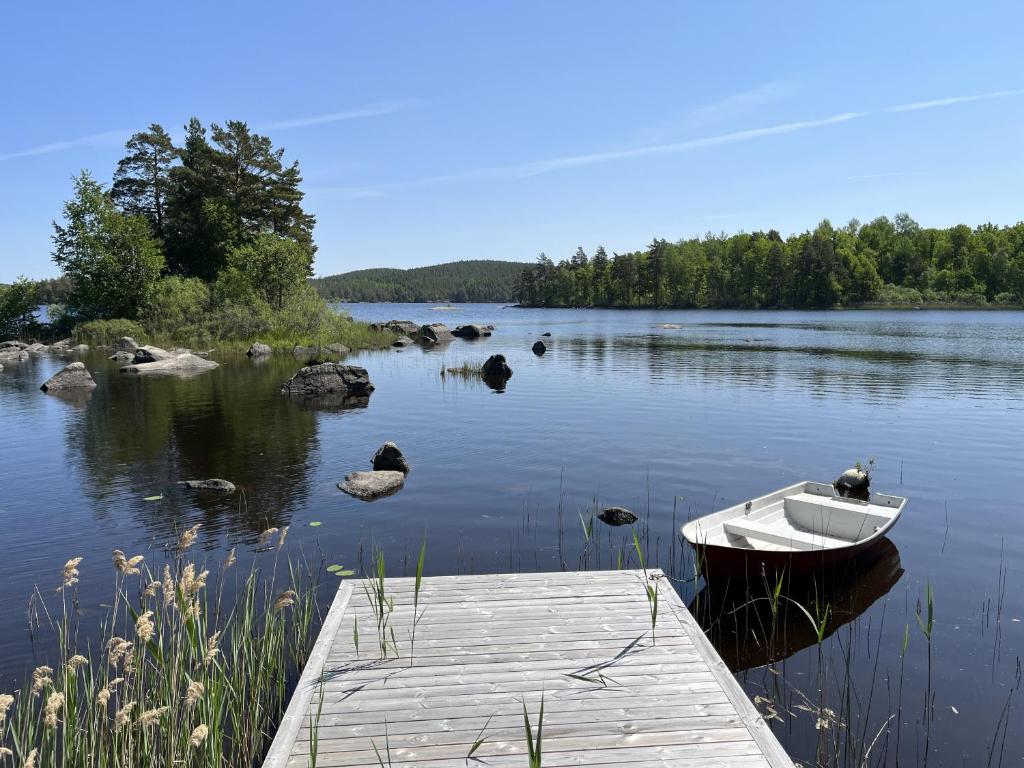 Newly built cottage located on a lake plot by Lake Flaten photo 3