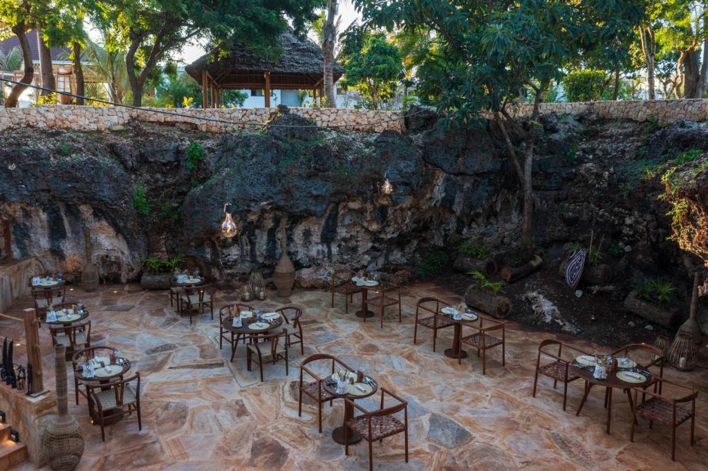 Kwanza Resort by SUNRISE photo 2