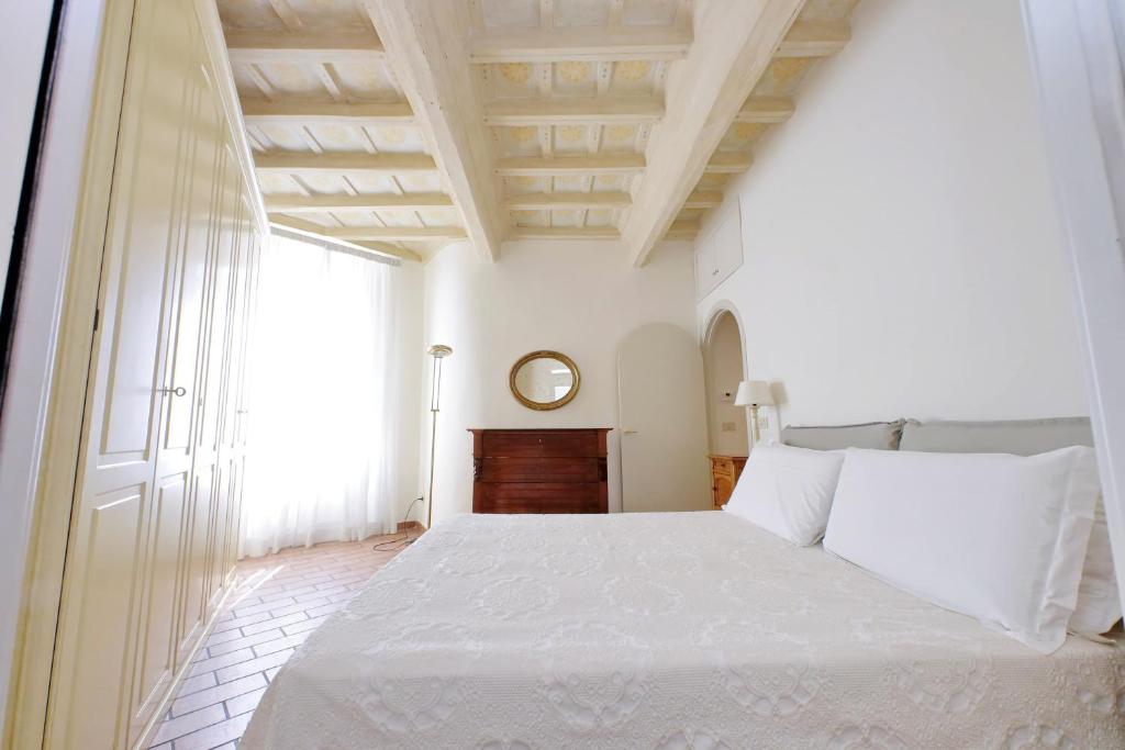 suity I cozy coronari apartment Room Type - One-Bedroom Apartment