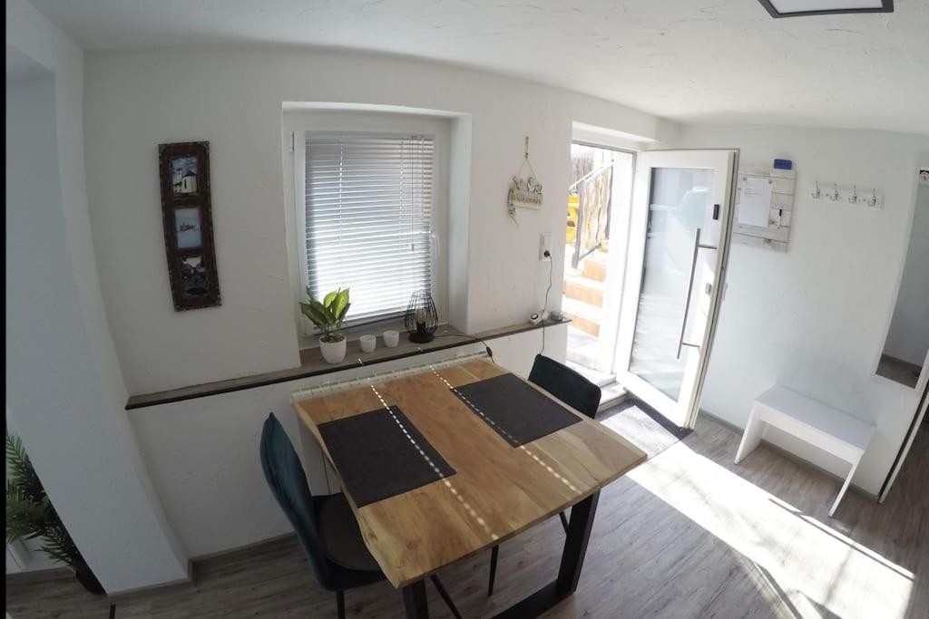Kleine Wohnung mit separatem Eingang photo 3