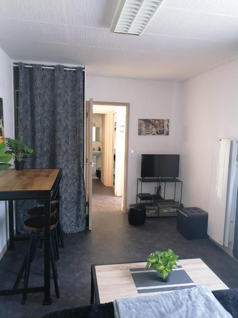 Charmant appartement entre vitré et Fougères photo 1