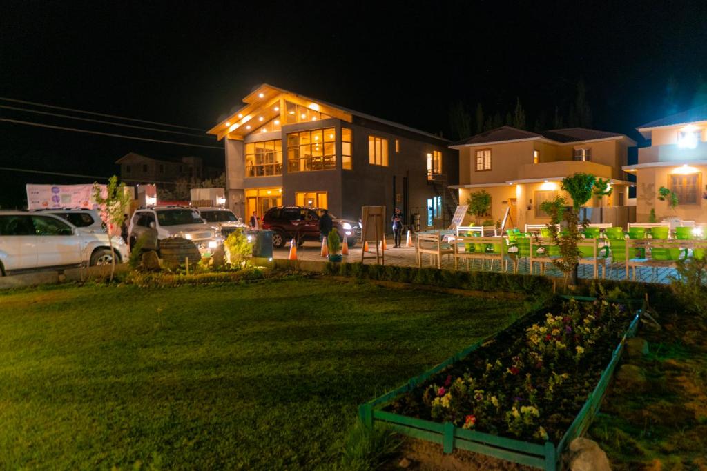 Dynasty Hotel Skardu photo 4