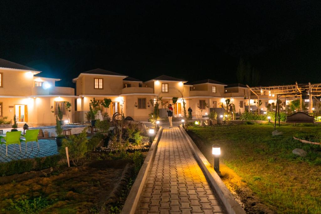 Dynasty Hotel Skardu photo 3