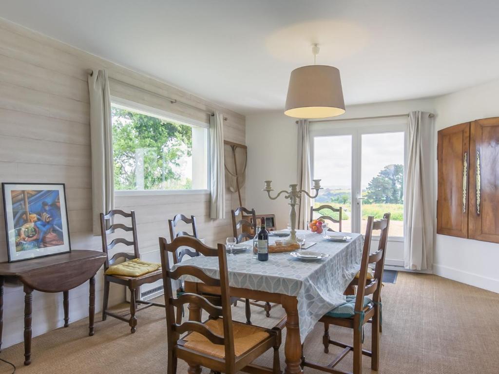 Holiday Home La Belle Vue - LOQ209 by Interhome photo 4