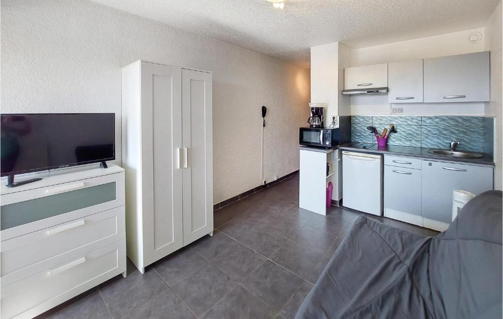 Amazing Apartment In Mauguio With Wifi photo 4