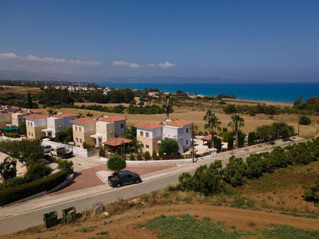 Villa Bimini photo 1