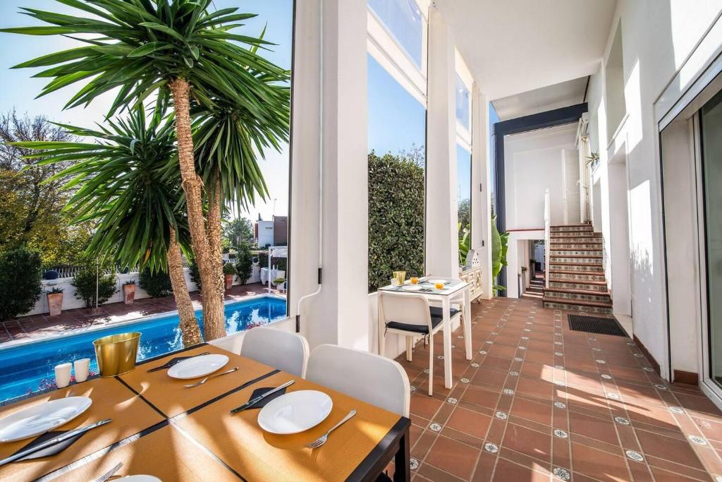 Charming 10 person Villa in Sevilla photo 2