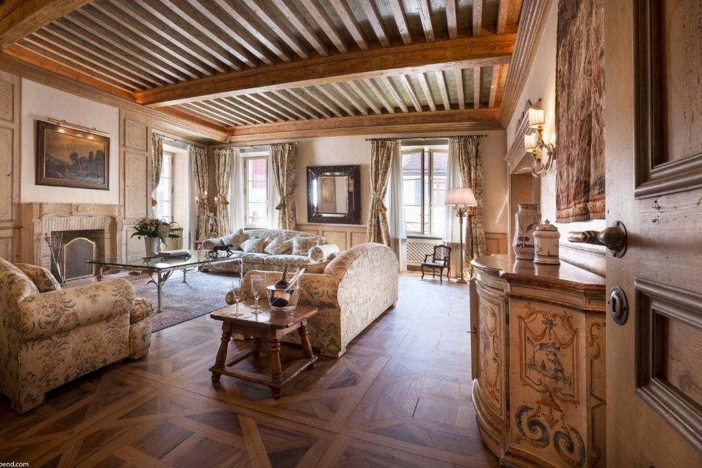 Annecy Historical Center - 160 square meter - 3 bedrooms & 3 bathrooms