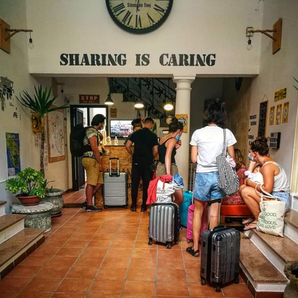 Urban Oasis Hostel photo 1