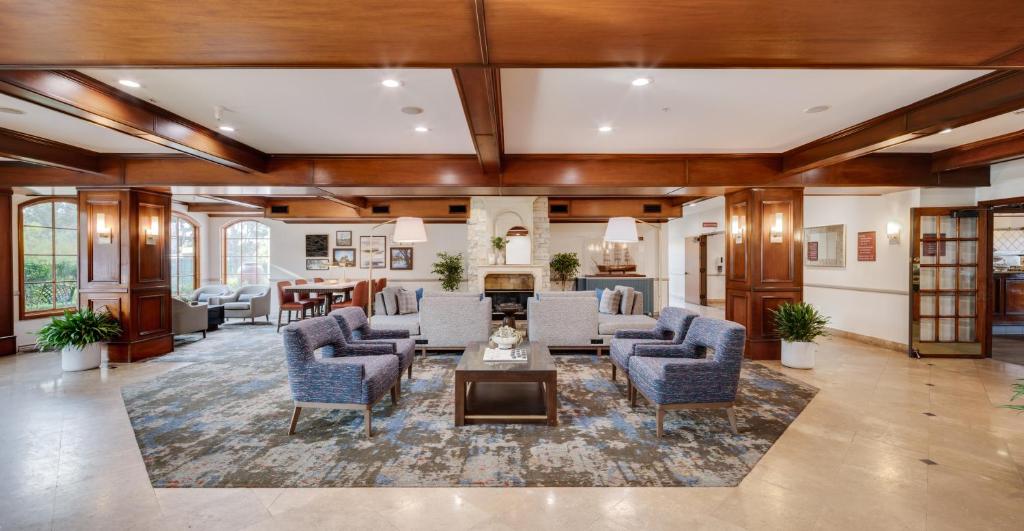 Ayres Suites Mission Viejo – Lake Forest image