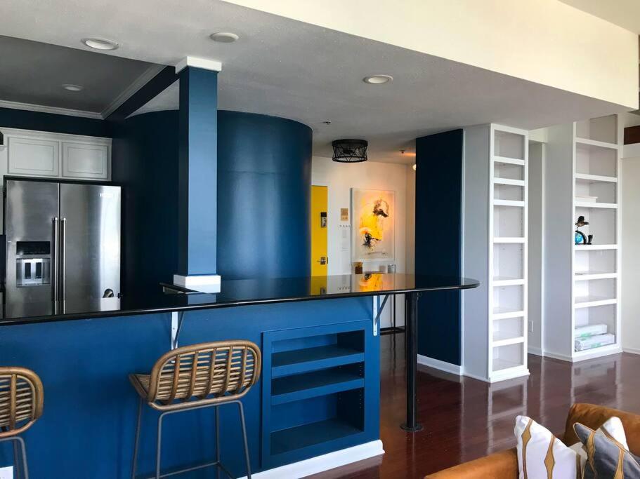 5-star Luxury Apartment - Atop the Seagle Building photo 1