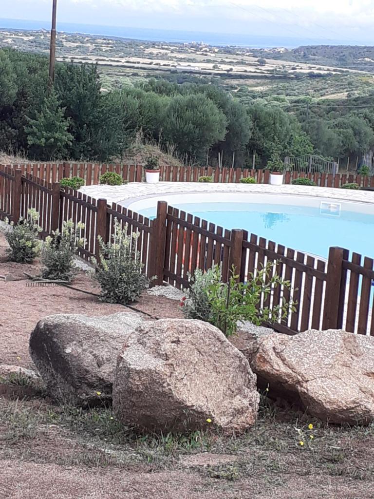 agriturismo gli olivastri -appartamento sole mare con piscina ,solarium e vista mare photo 2