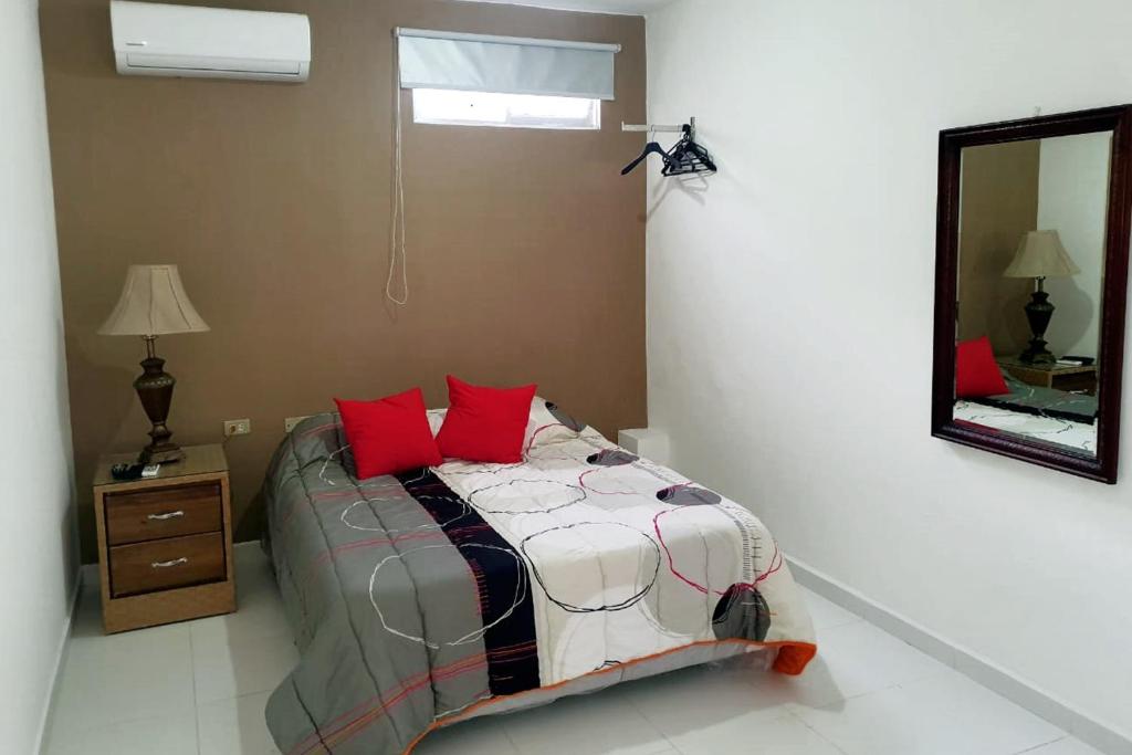 Malecon Rooms y Hotel photo 2