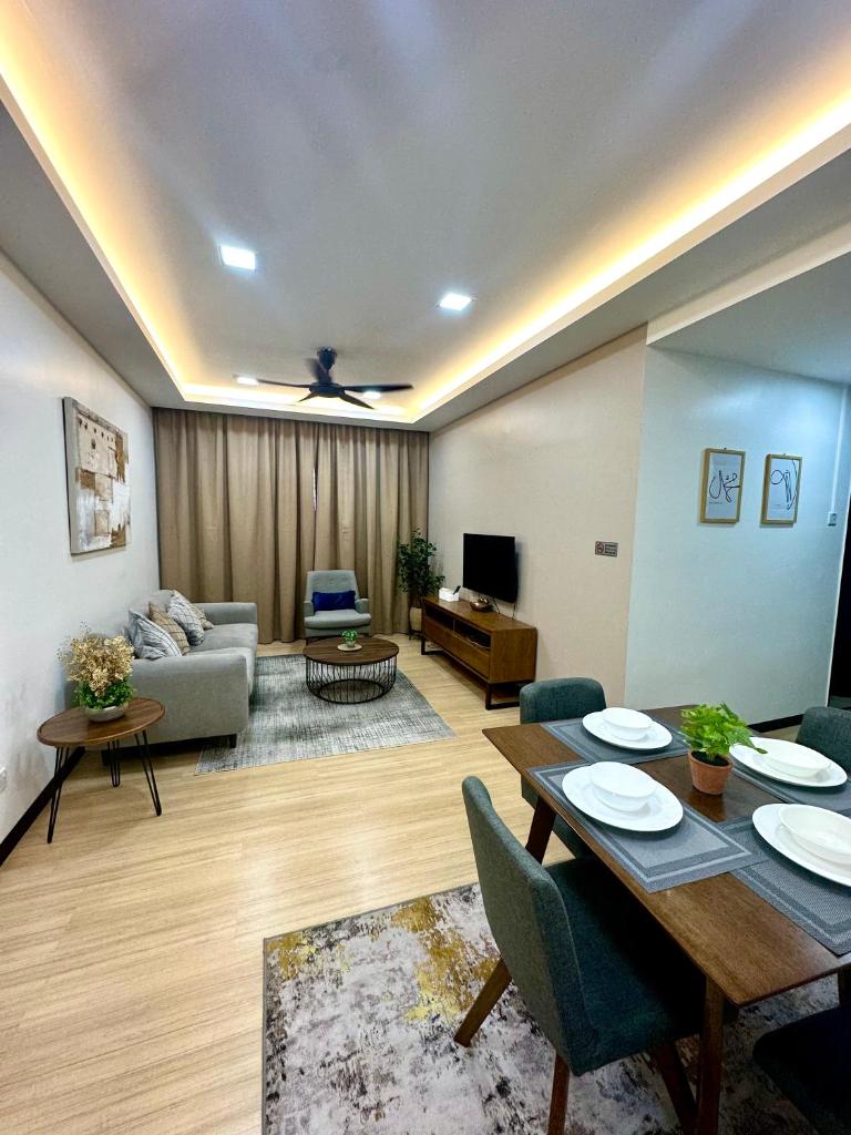 Modern Stylish Apartment (Seaview) near KTCC Mall.