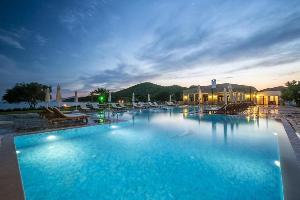 Datca Doris Hotel - Tap to explore photos