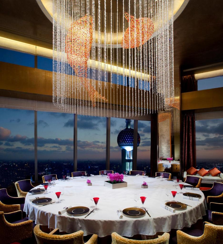 The Ritz-Carlton Shanghai, Pudong photo 1