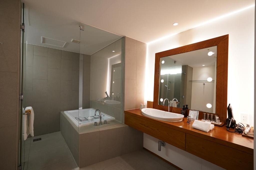 Bella Vista Spa and Marina ONOMICHI photo 4