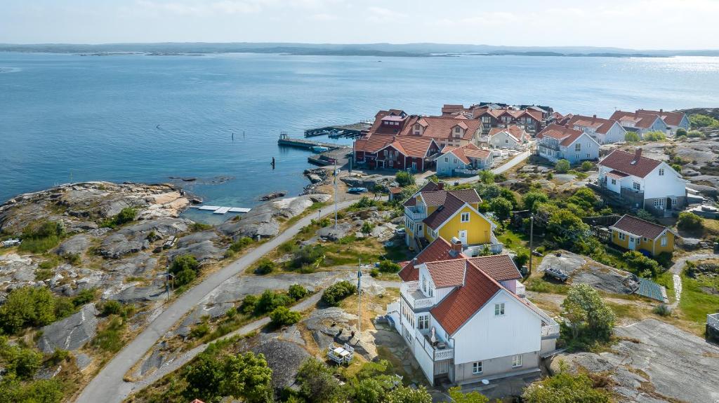 Fin lägenhet i vårt hus med uteplats på Käringön photo 4