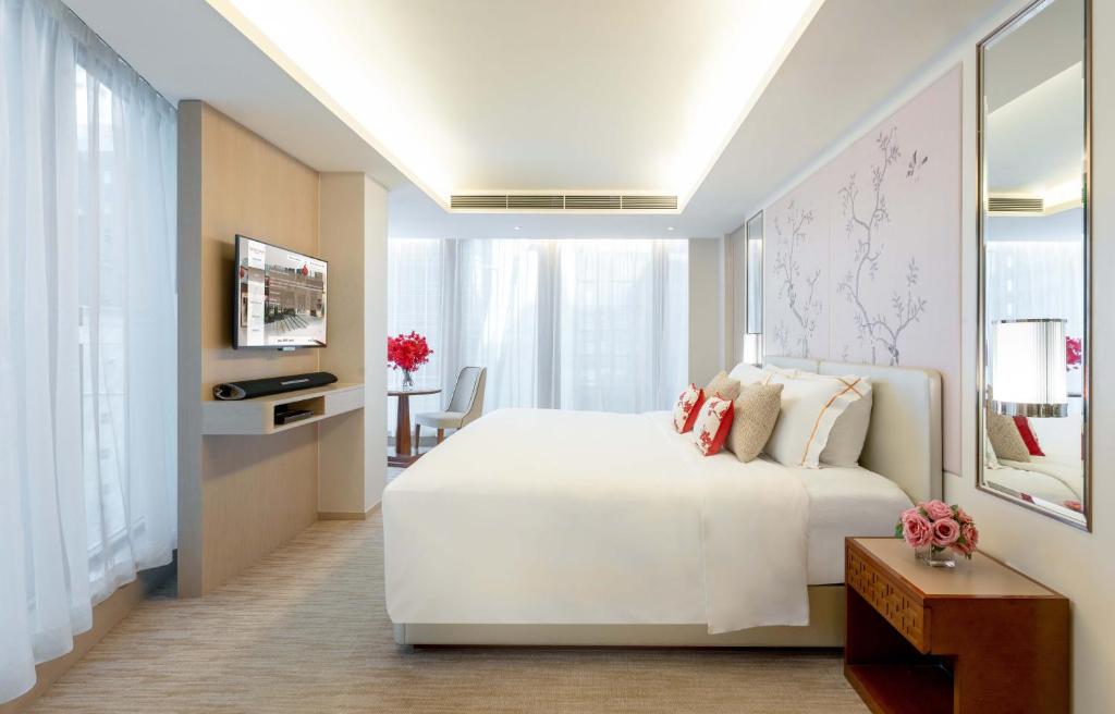 The Pottinger Hong Kong photo 1