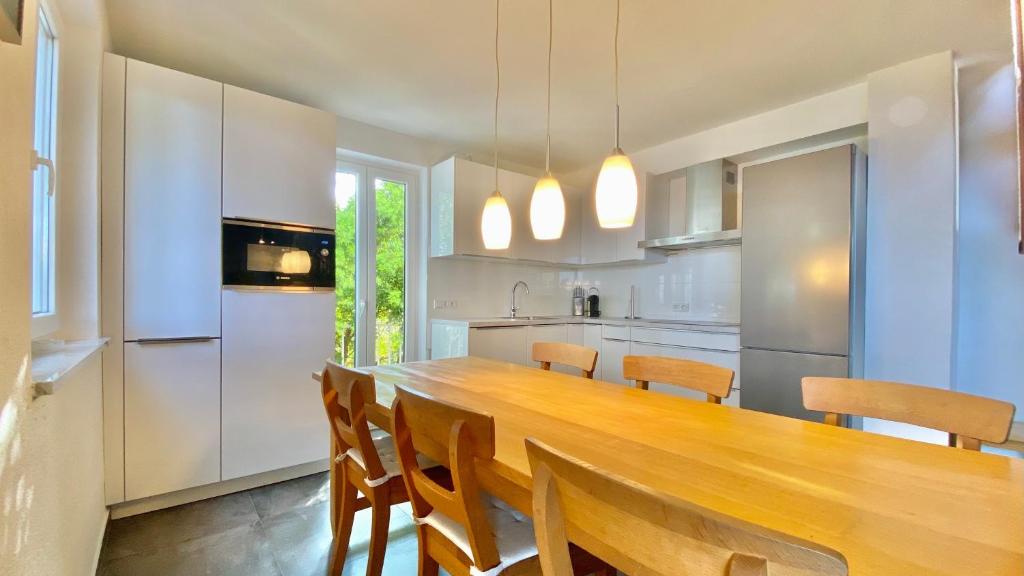 Nautilus-Bay Holiday home with 5 rooms, on the beach, for 2-9 persons photo 1