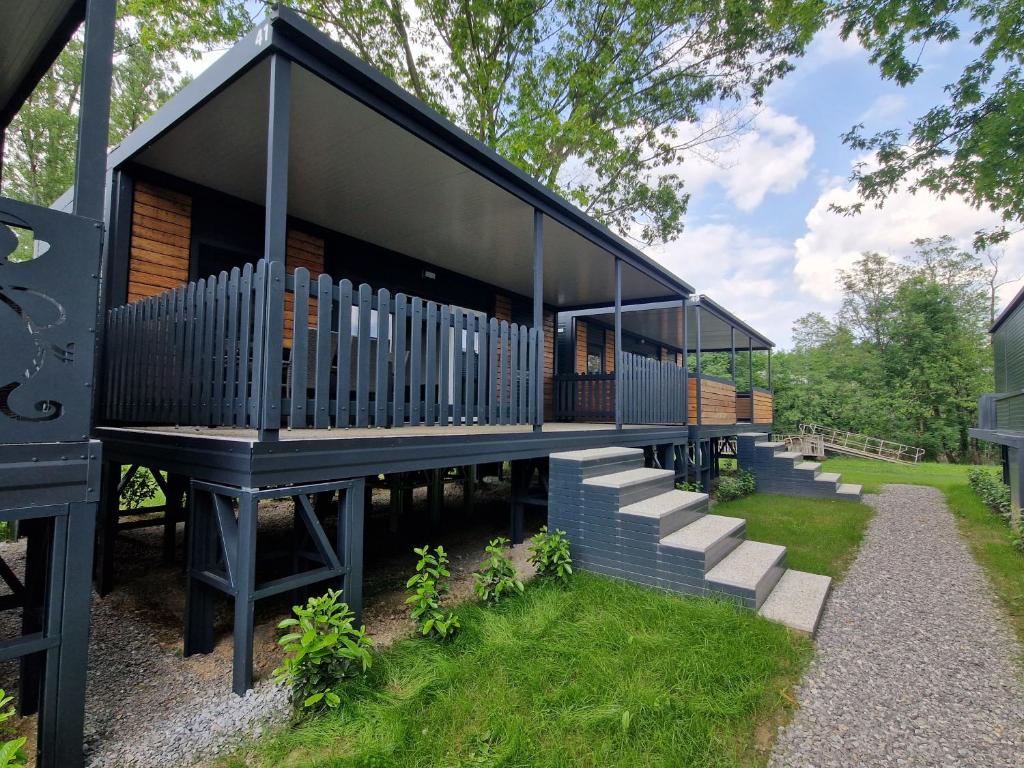 Micro-Cabin by the Kolpa River Metlika
