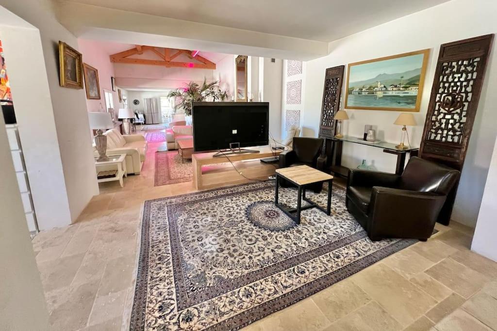 Villa La Source 83 - house close St Tropez photo 3