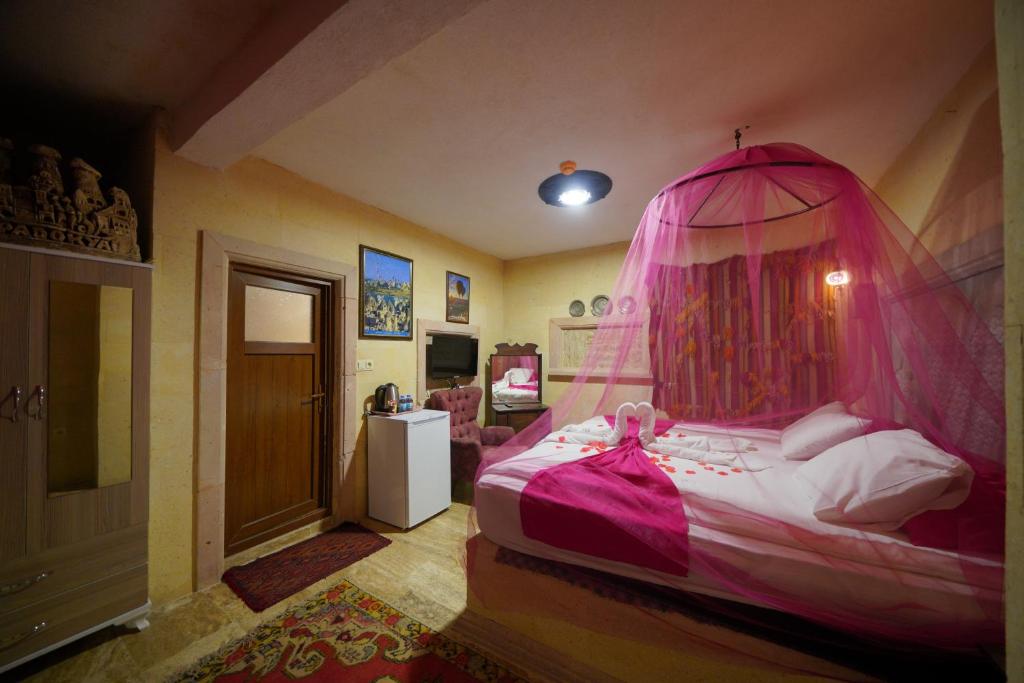 Lucky Luke Stone House photo 3