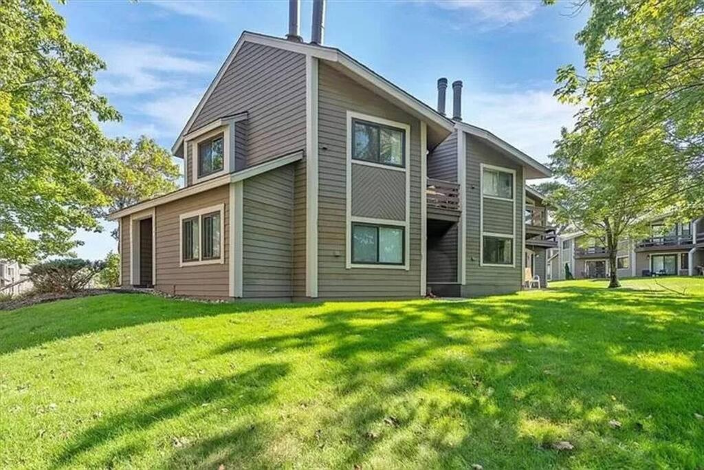 Hidden Valley -1 BR w/ Loft -2 Min. walk to Pool/Ten photo 2