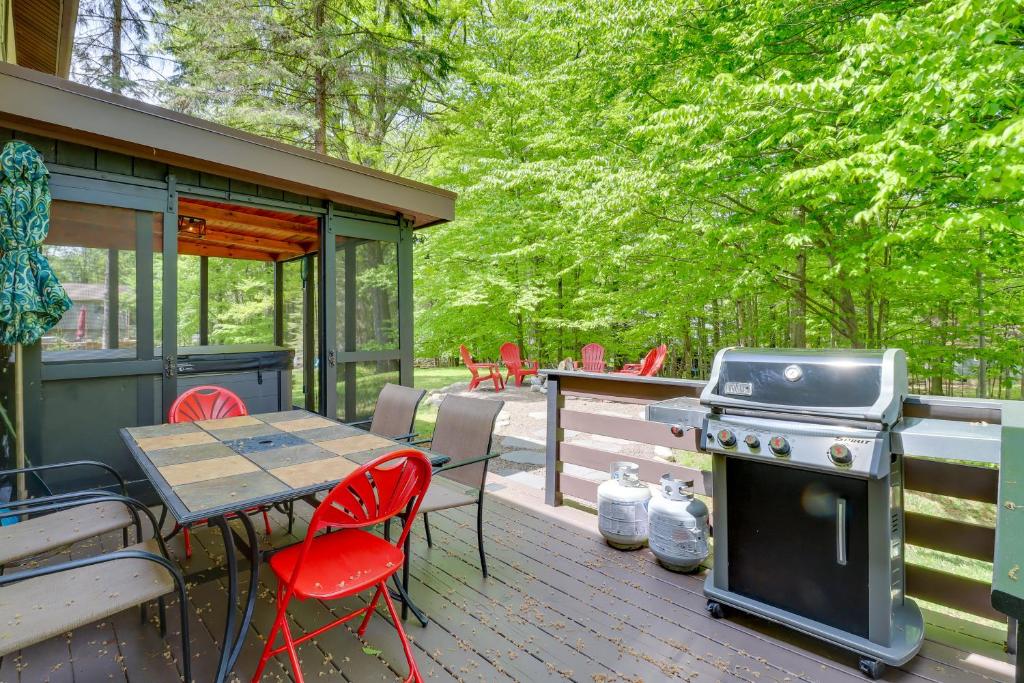 Pocono Lake House with Private Hot Tub and Fire Pit! photo 2