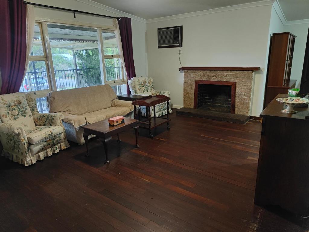 S&S Guest House photo 2