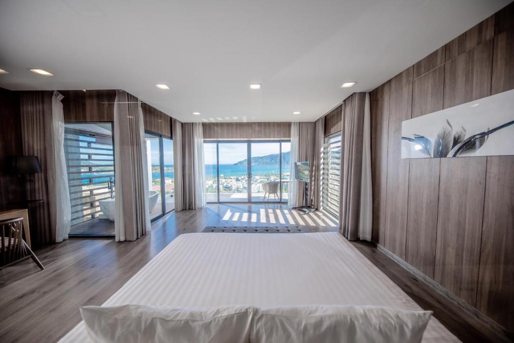 The Ocean Front Villa Nha Trang Abogo