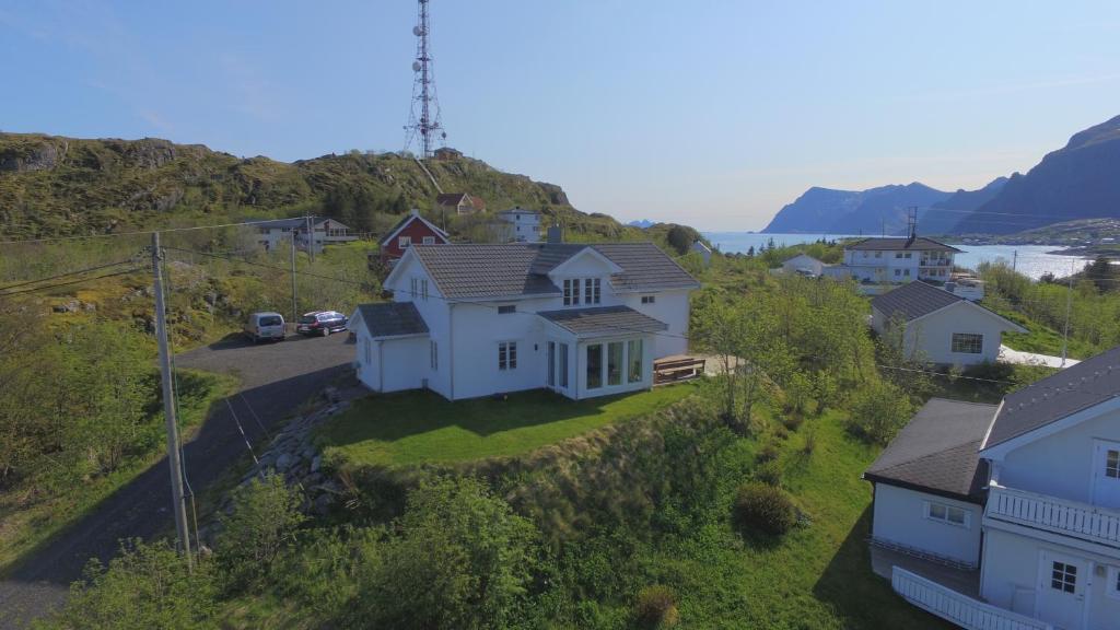 Sørvågen Villa luxury home with sauna photo 1