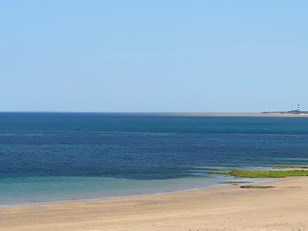 Charming house close to the Plage des Huttes photo 3