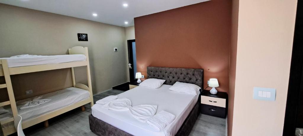 CityCenterHotel Shkoder photo 4