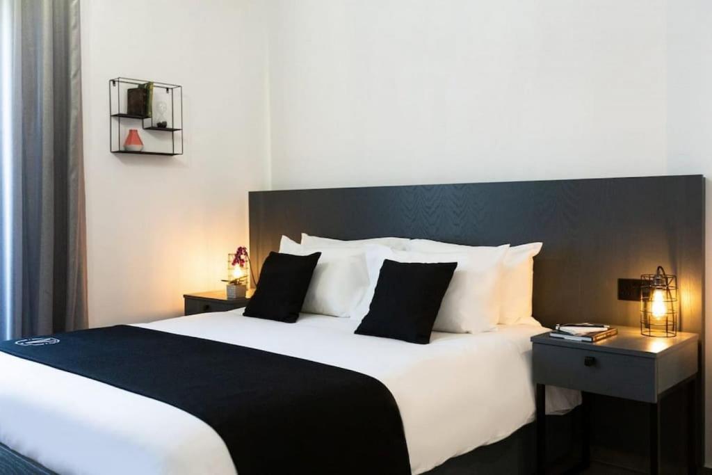 The Valley Room 7 condo with parking on premises photo 4