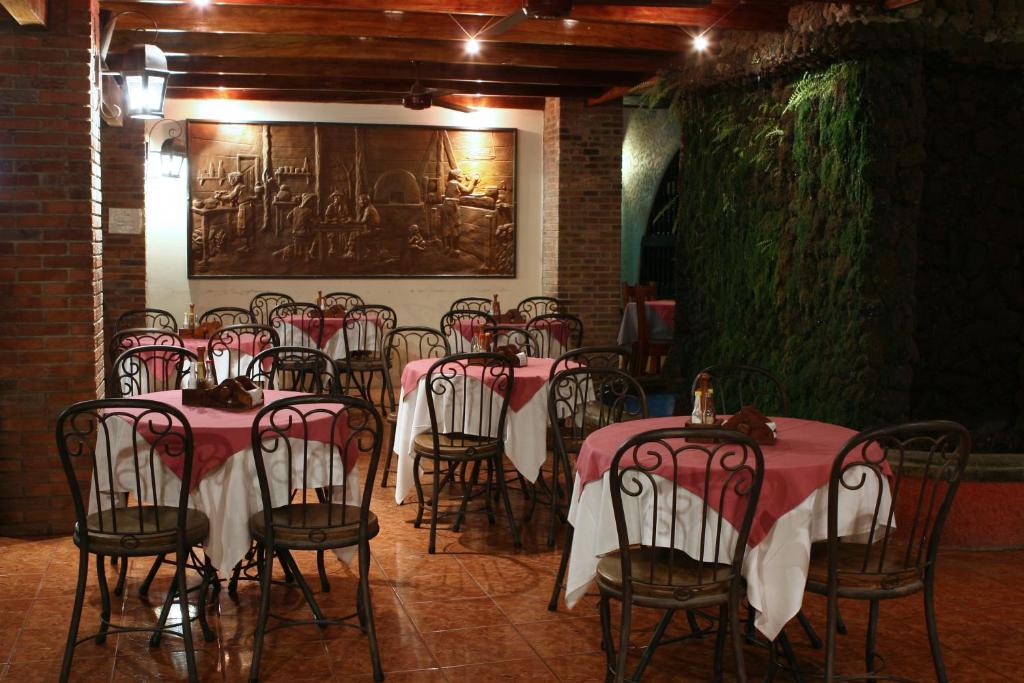 Hotel Boyeros photo 4