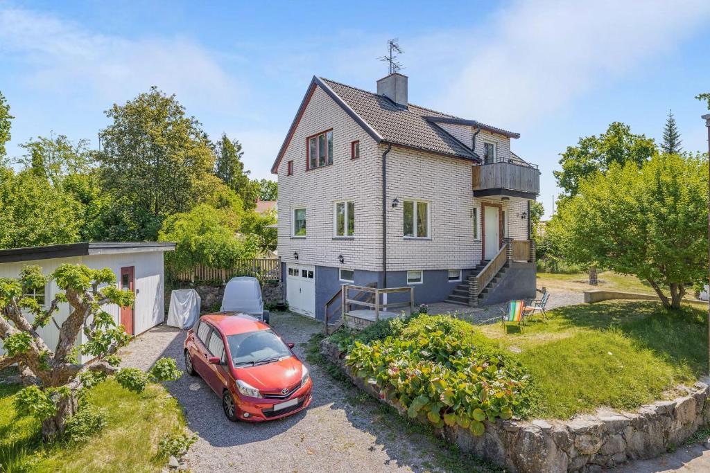 Villa in Flen in the heart of Sormland photo 1