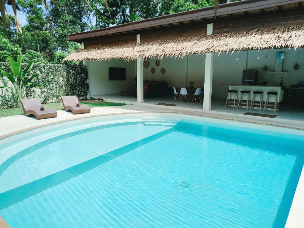 Superb pool villa 5 bedrooms photo 3