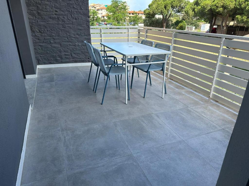 LUX apartments photo 1