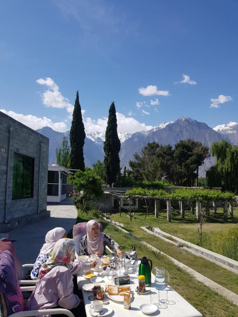 Ehsan-e-Bassi photo 1
