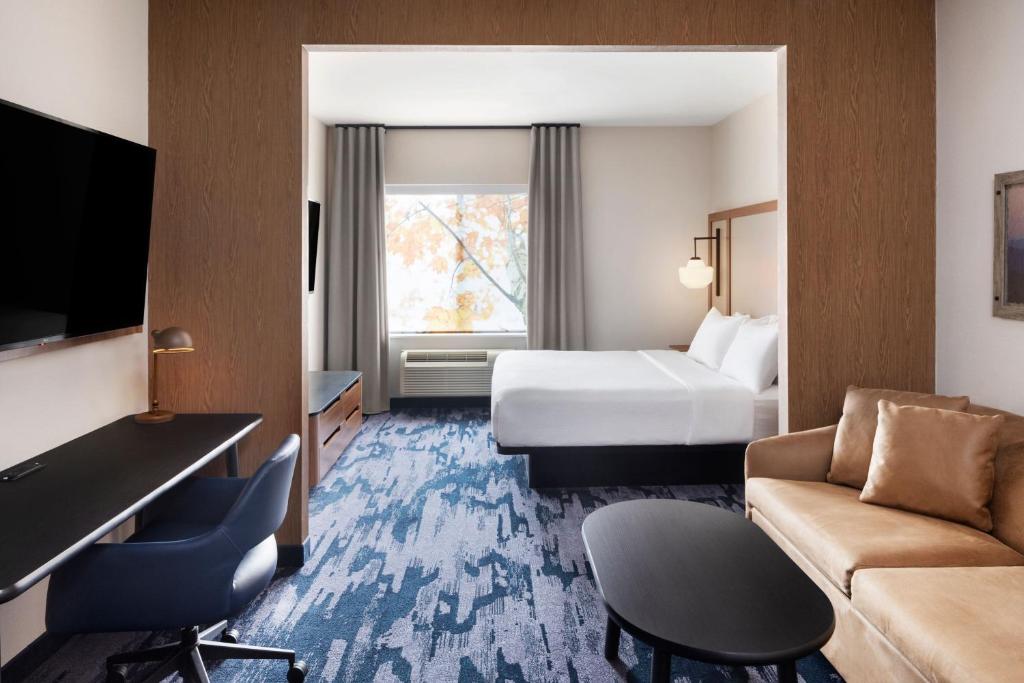 Fairfield Inn & Suites by Marriott West Kelowna photo 4